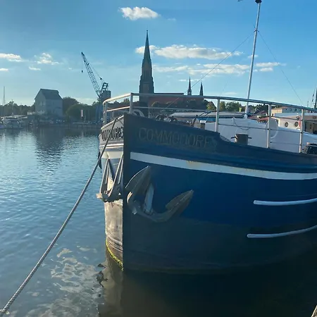 Wohnschiff Commodore Botel